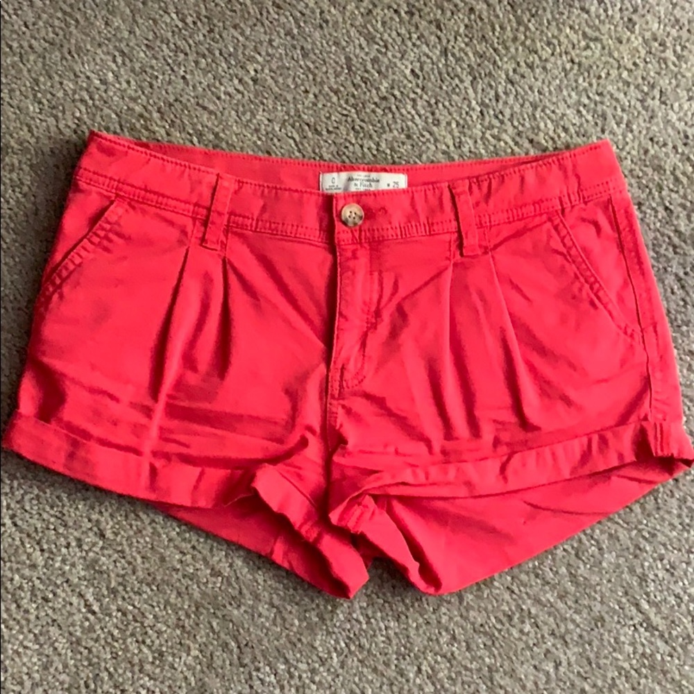 Shorts in size 0